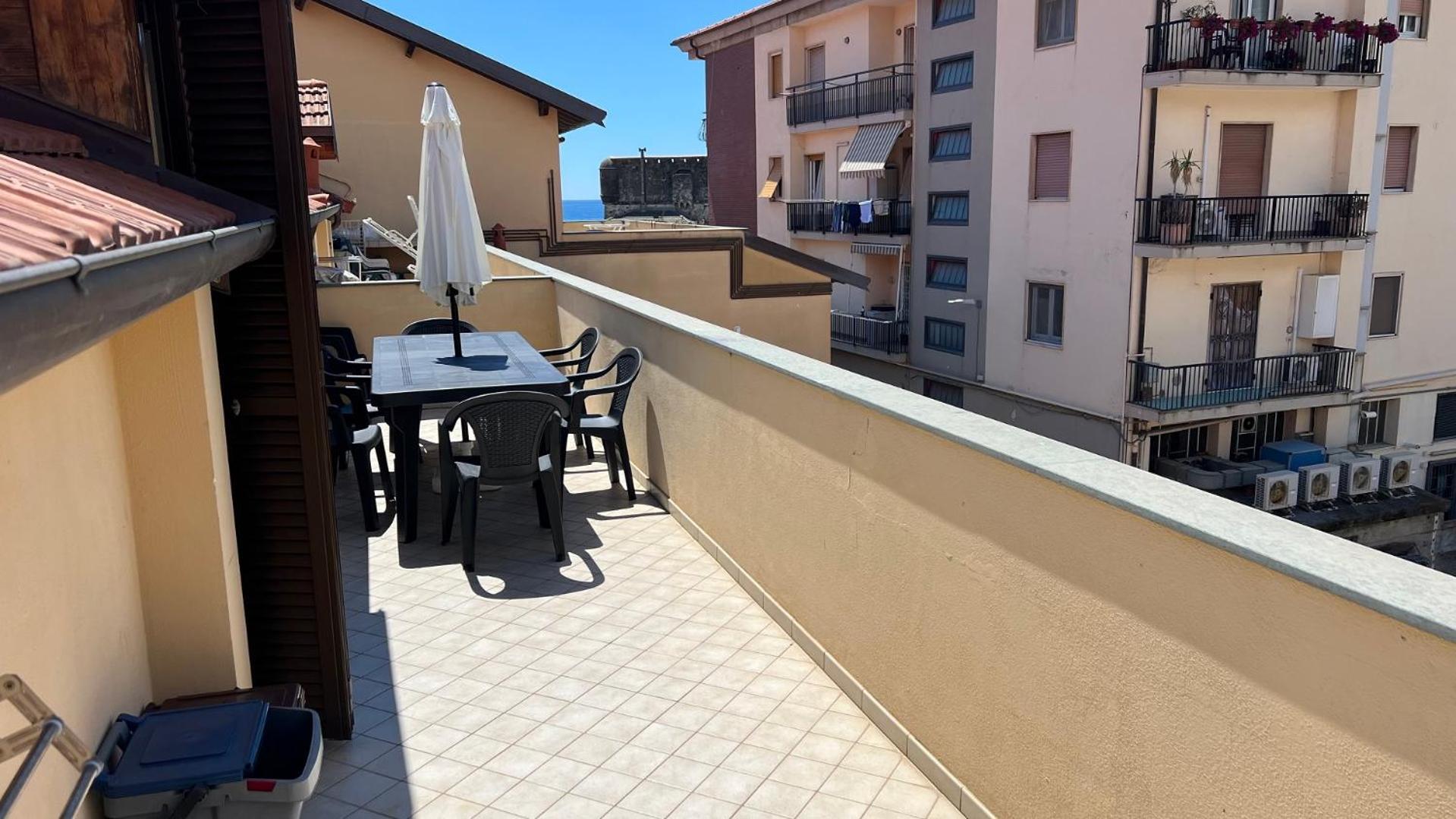 Garibaldi Appartamenti Riva Ligure Eksteriør billede