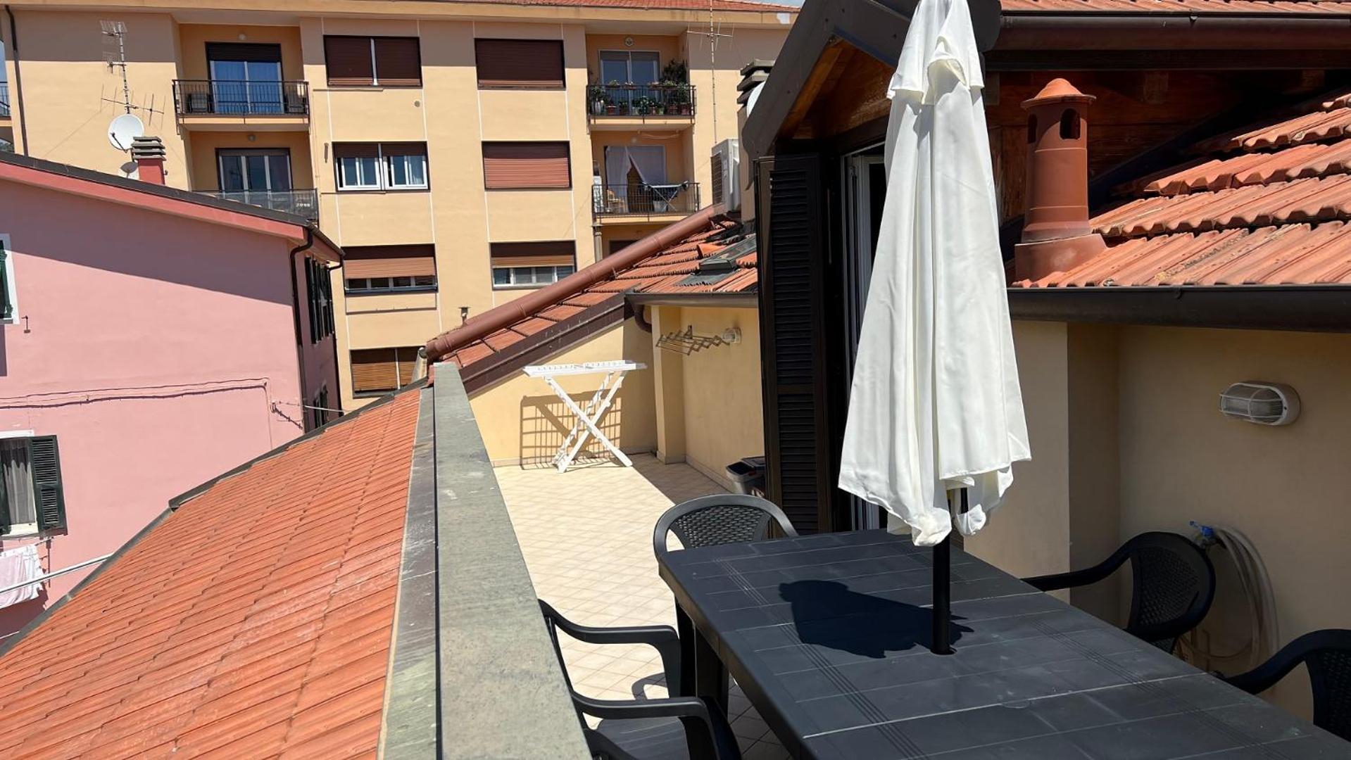 Garibaldi Appartamenti Riva Ligure Eksteriør billede